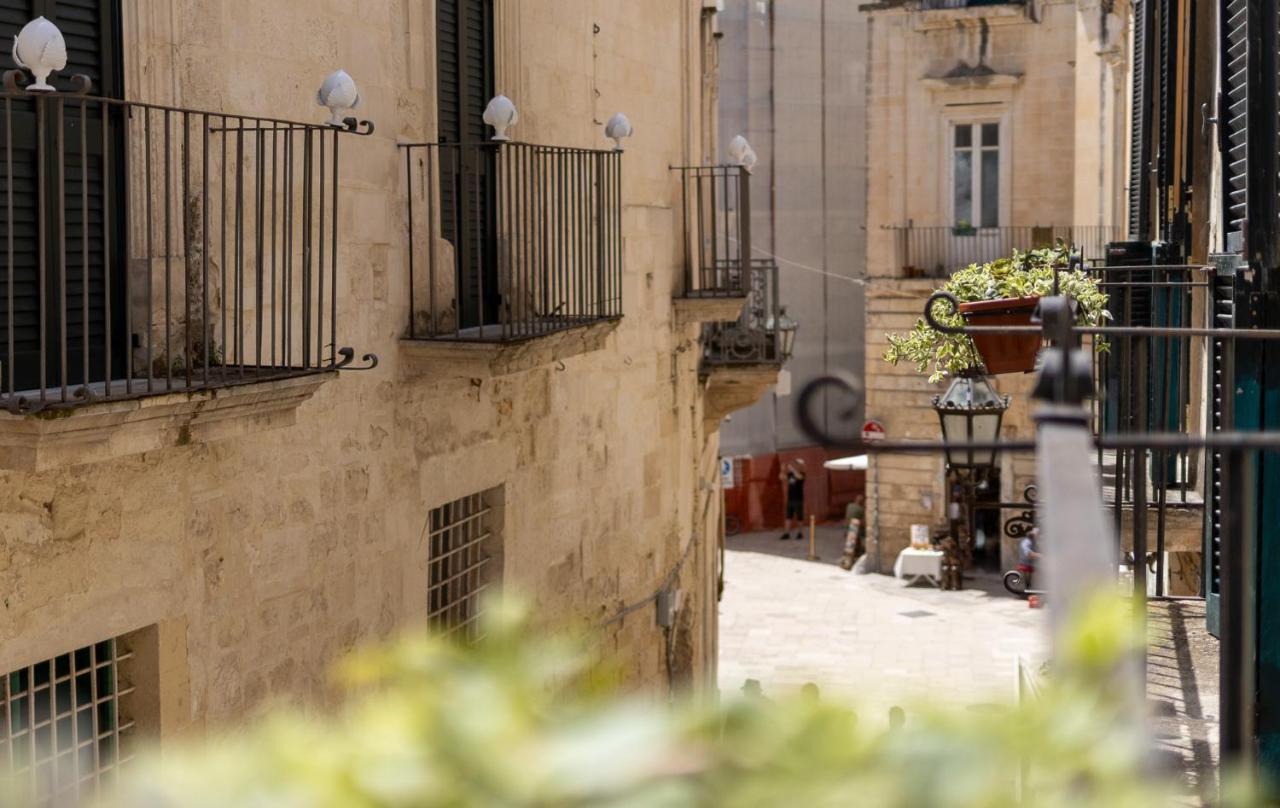 Palazzo Della Contessa - Suites & Breakfast Λέτσε Εξωτερικό φωτογραφία