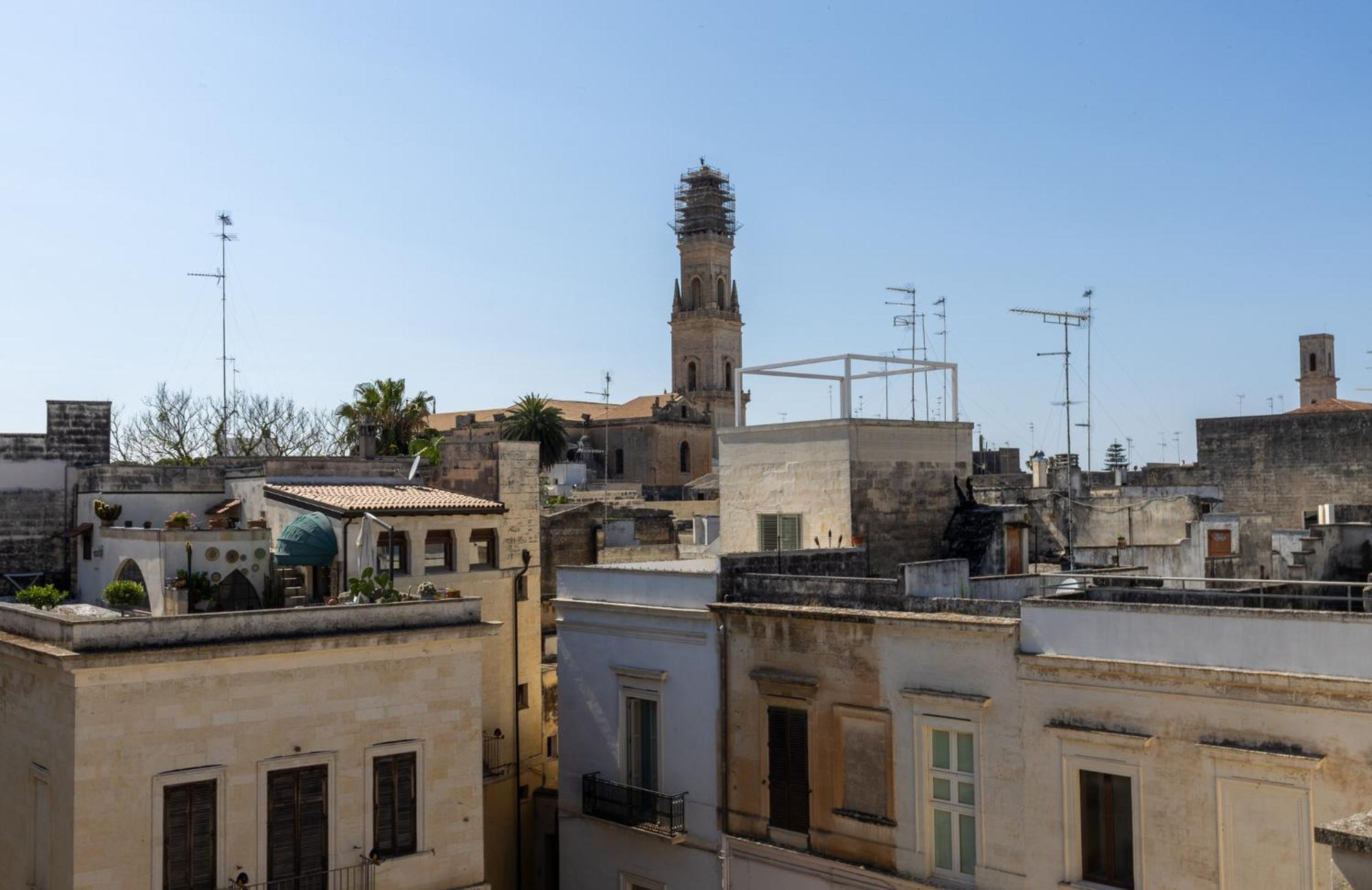 Palazzo Della Contessa - Suites & Breakfast Λέτσε Εξωτερικό φωτογραφία